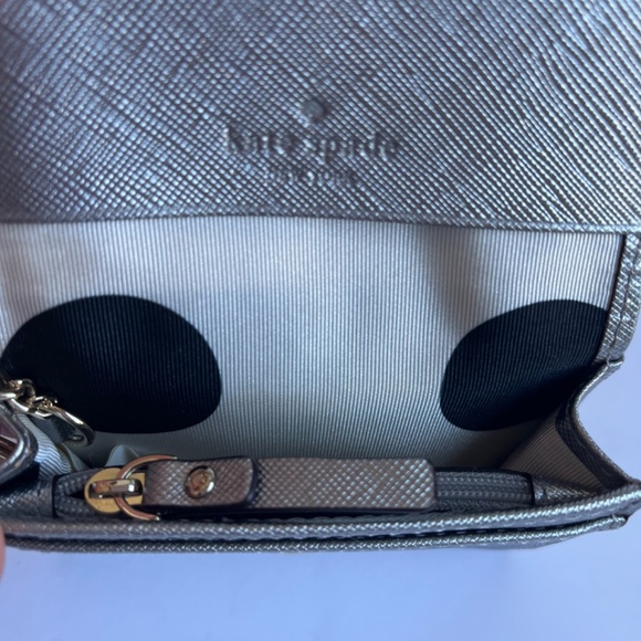 Kate‎ Spade Cedar Street Darla Silver Metallic Leather Wallet Cardholder Key Fob - Picture 4 of 4